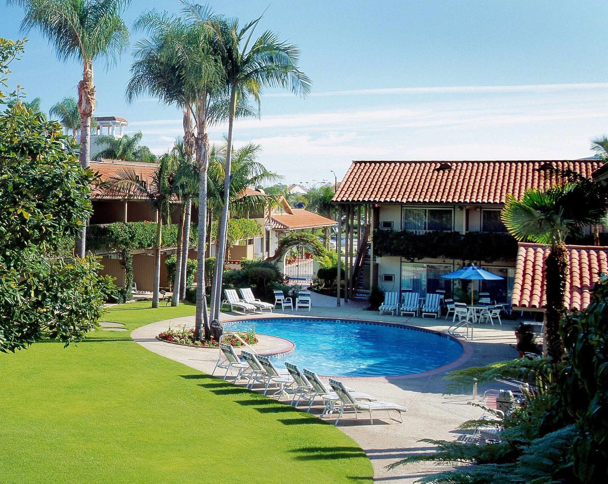 Best Western Plus Pepper Tree Inn Santa Bárbara Exterior foto